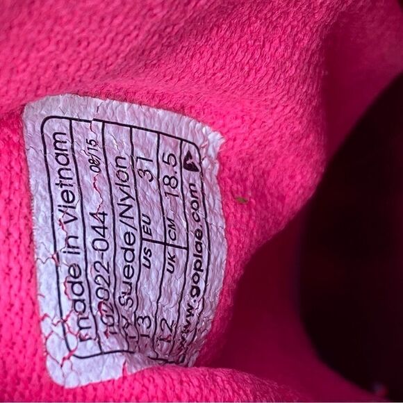 Girls size 12 and 13 shoes - Picture 3 of 3